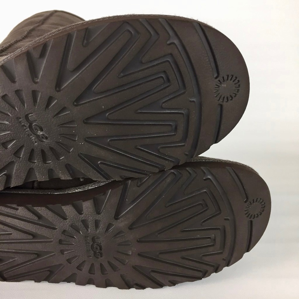 UGG Classic Tall 5815 Brown Shearling Boots 8 - Picture 11 of 14